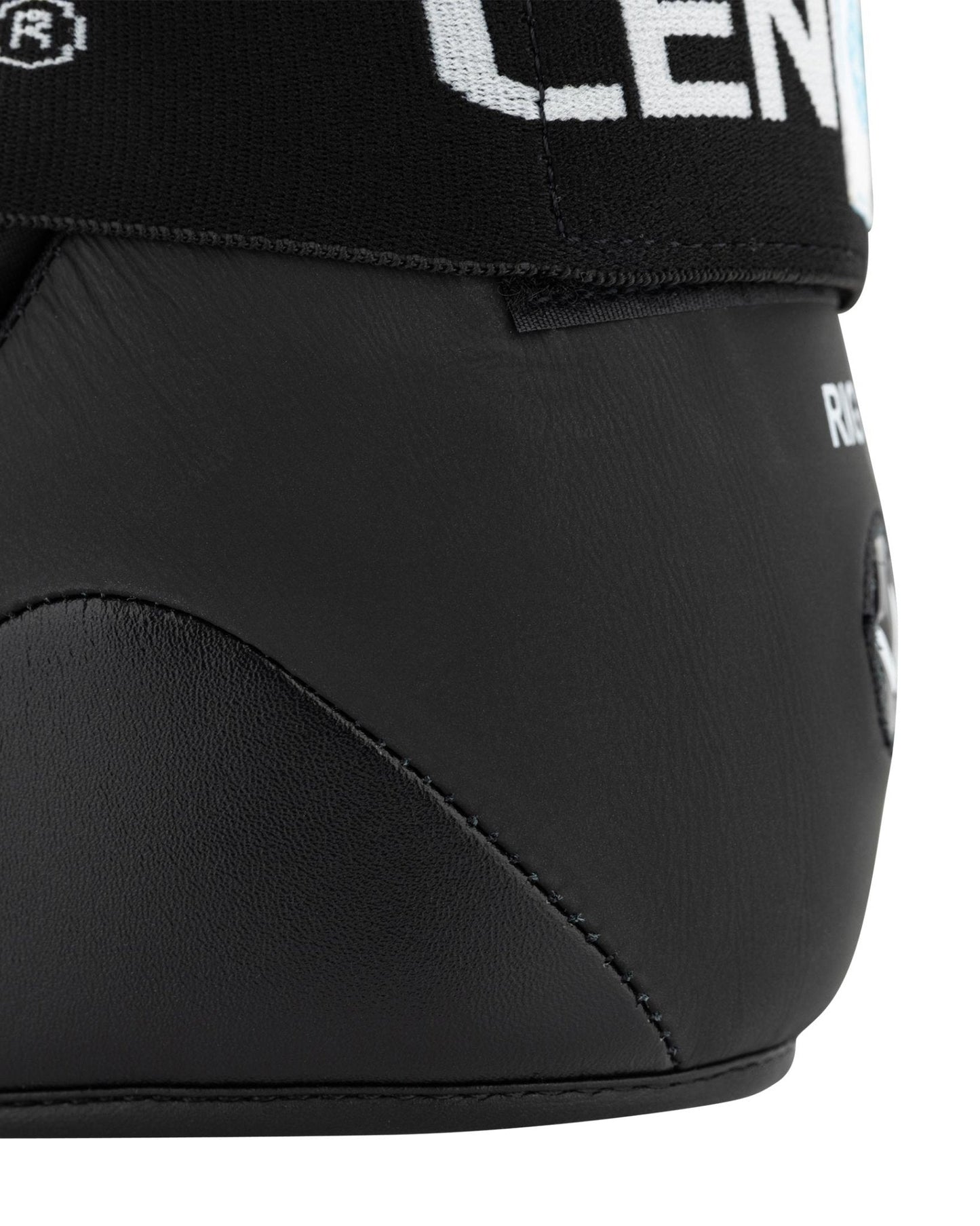 WAKO Creed Kicks